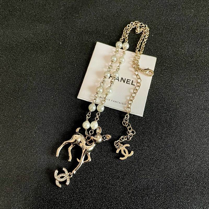 Chanel Necklace 05yxs126
